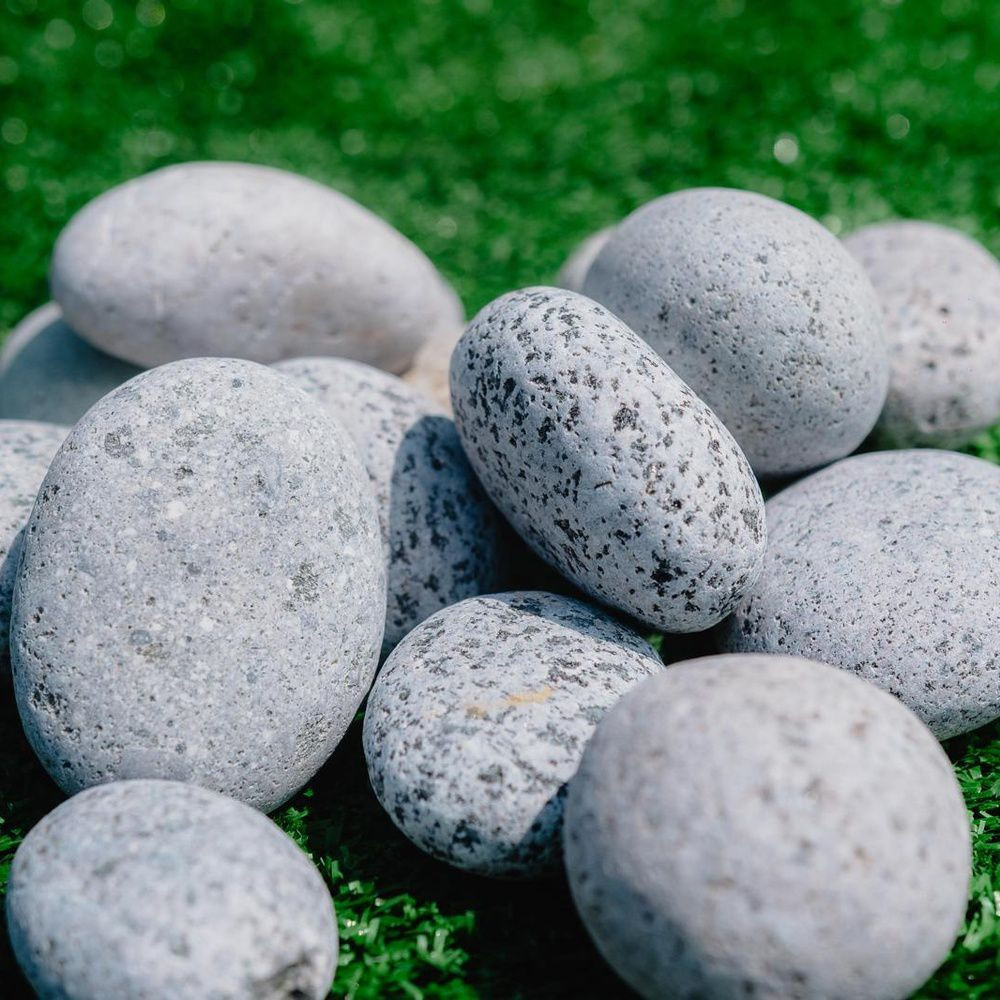 Salt & Pepper color Pebbles Stone